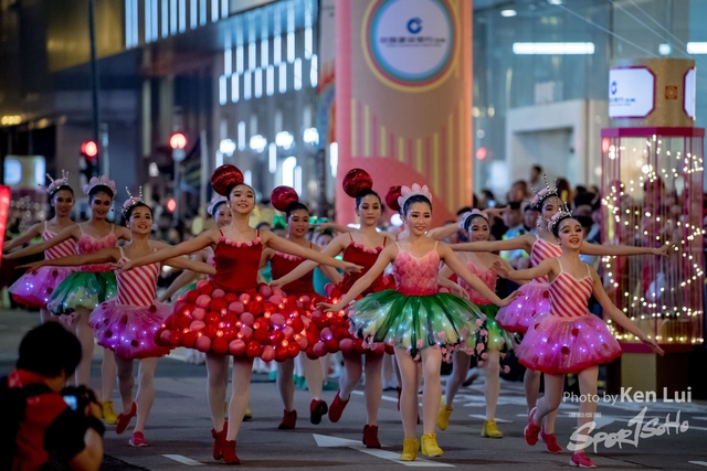 20190205 Parade 1444