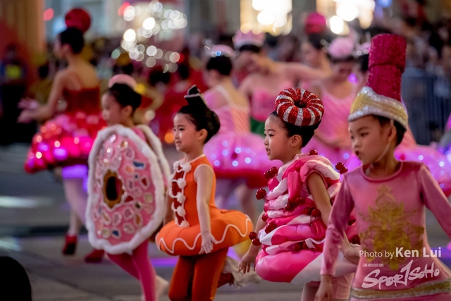 20190205 Parade 1452