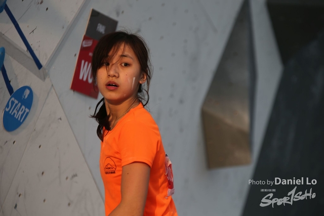 1DX_3332
