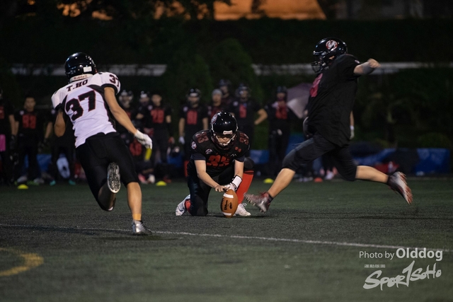 AmericanFootball-15