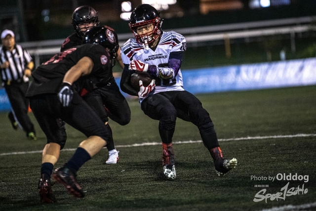 AmericanFootball-42