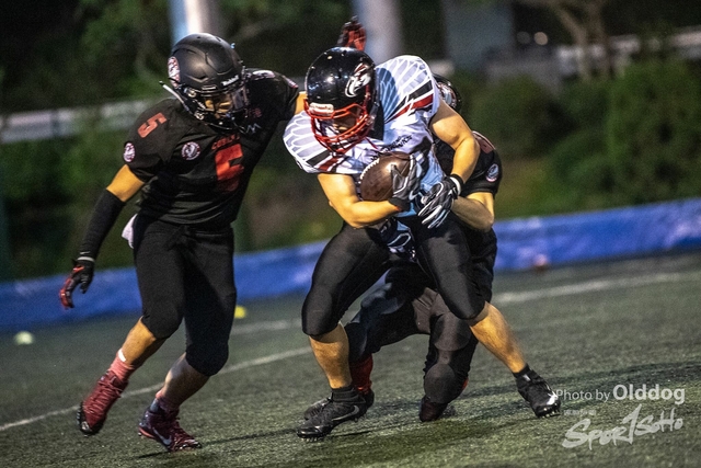 AmericanFootball-52