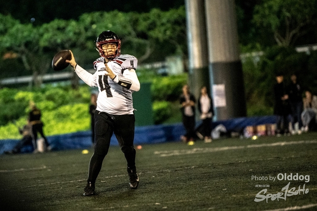 AmericanFootball-74