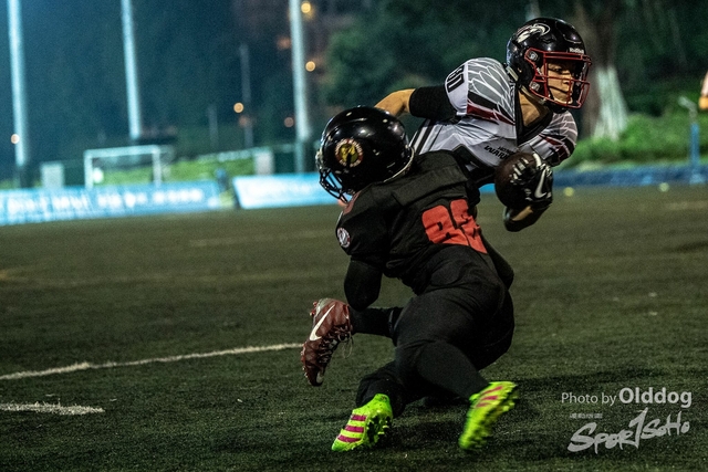 AmericanFootball-75