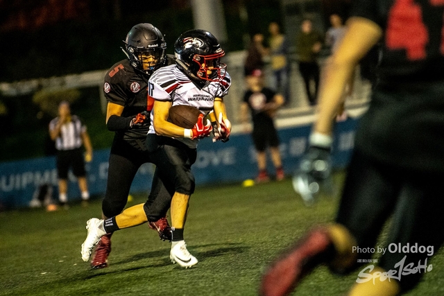 AmericanFootball-78