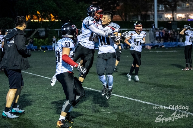 AmericanFootball-93