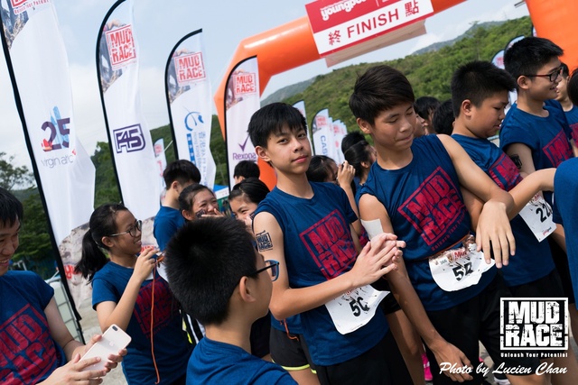 2019-04-28 Mud race-111
