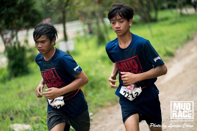 2019-04-28 Mud race-163