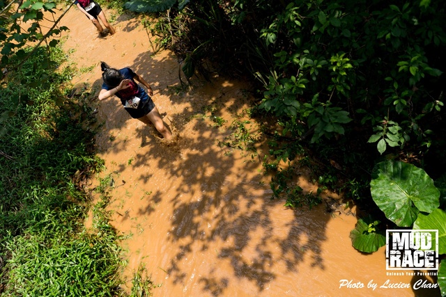 2019-04-28 Mud race-180