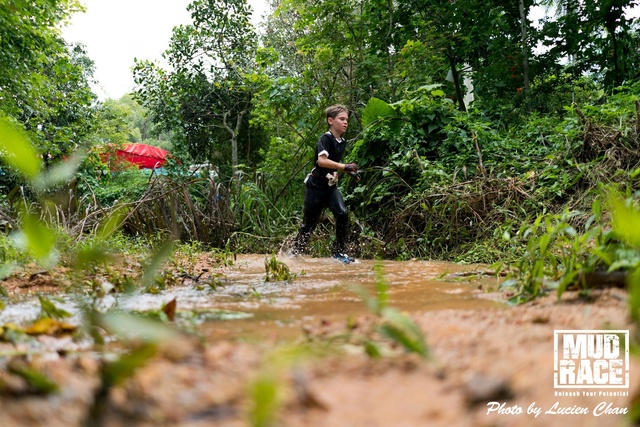 2019-04-28 Mud race-186
