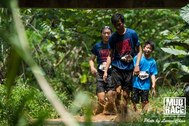 2019-04-28 Mud race-203