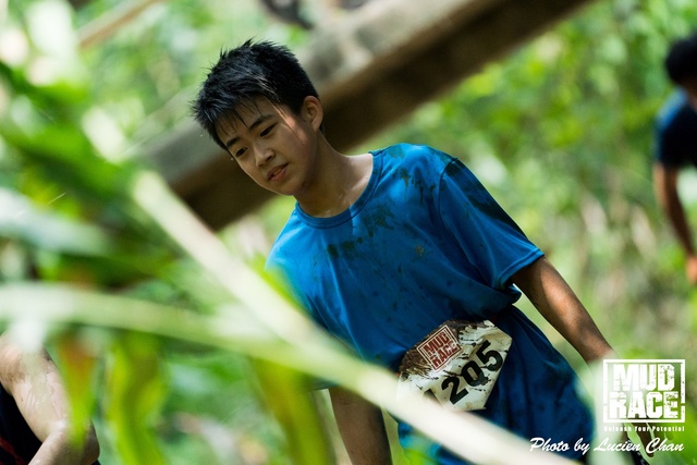 2019-04-28 Mud race-205