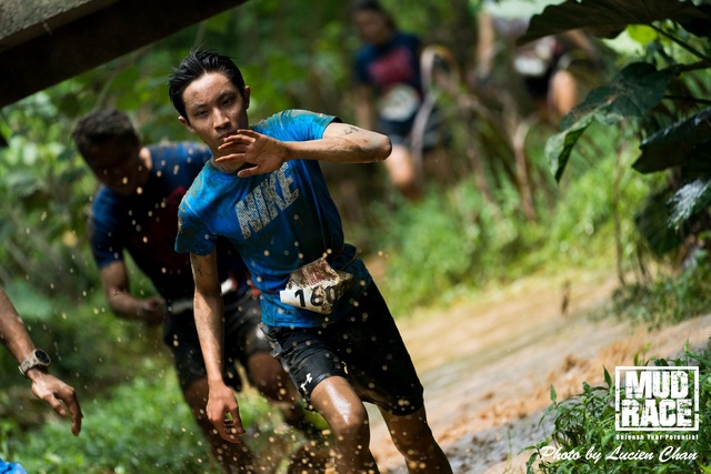 2019-04-28 Mud race-212