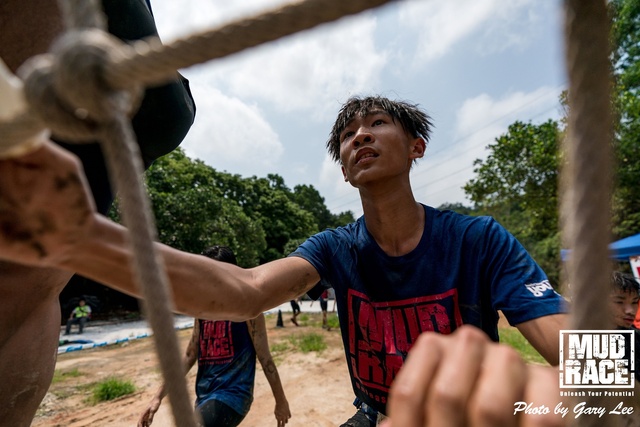Mud Race 0101