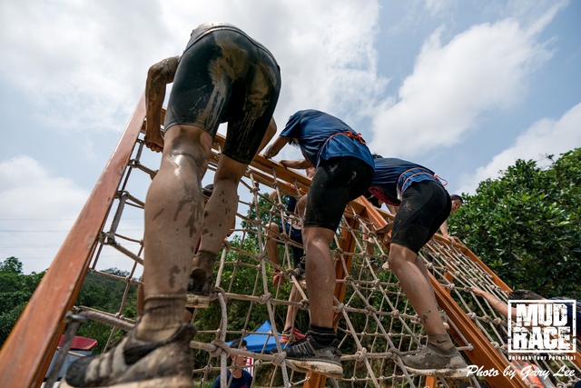 Mud Race 0102