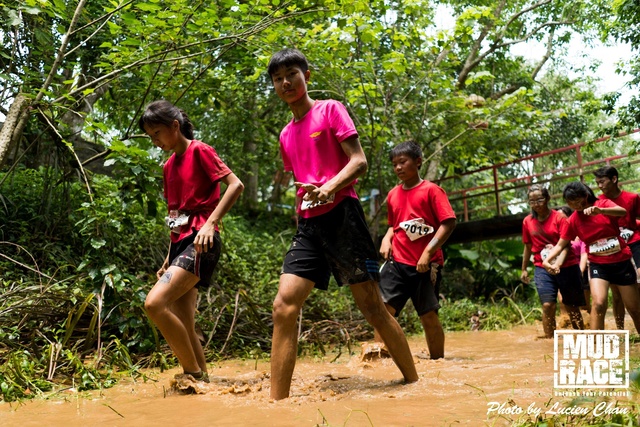 2019-04-28 Mud race-227