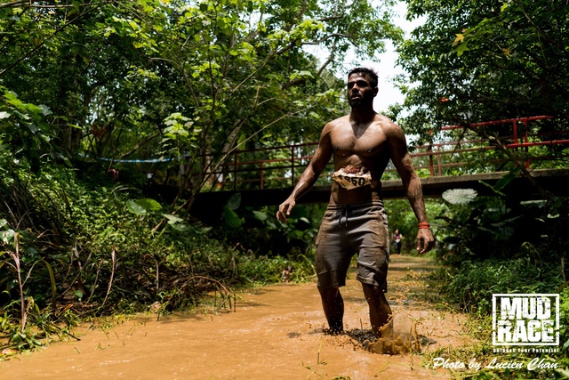 2019-04-28 Mud race-229