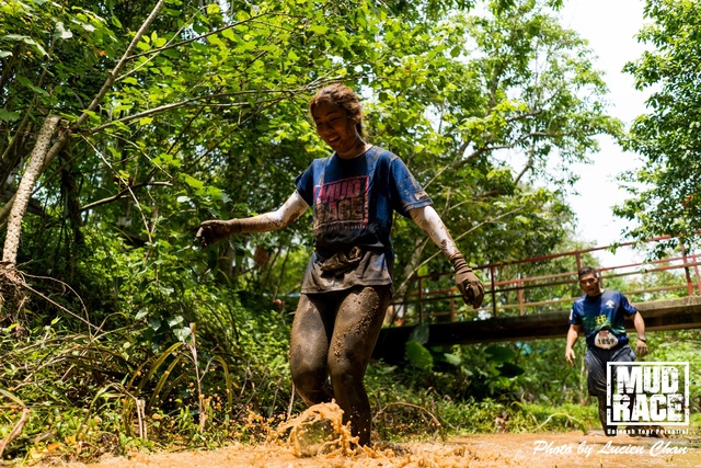 2019-04-28 Mud race-232