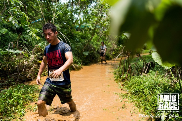 2019-04-28 Mud race-234