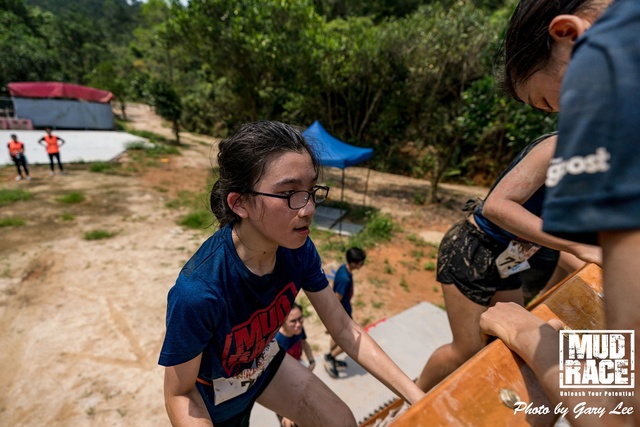 Mud Race 0115