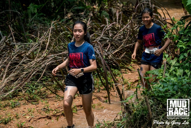 Mud Race 0122