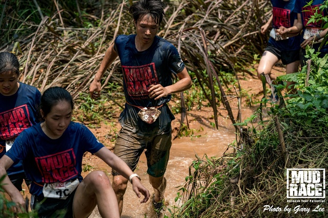 Mud Race 0125