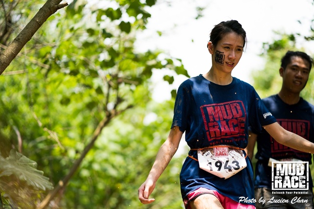 2019-04-28 Mud race-249