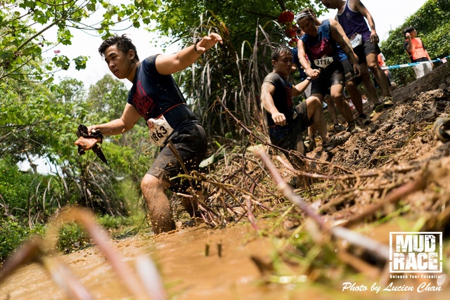 2019-04-28 Mud race-264