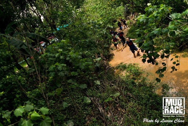 2019-04-28 Mud race-279