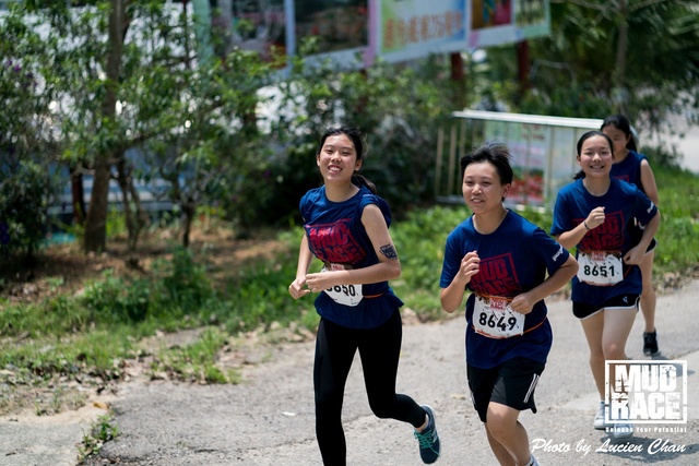 2019-04-28 Mud race-327