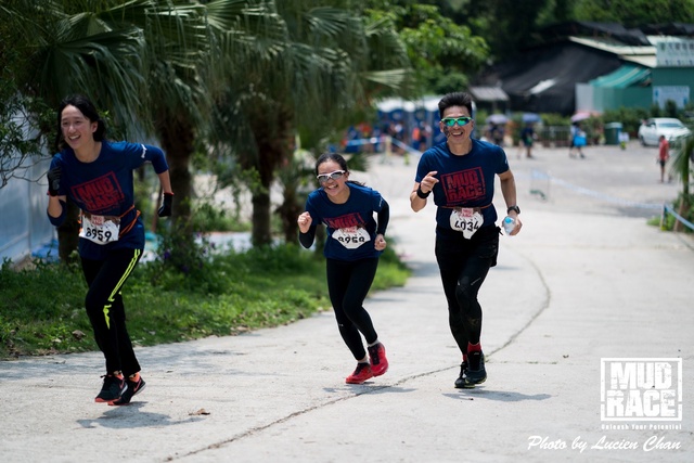 2019-04-28 Mud race-331