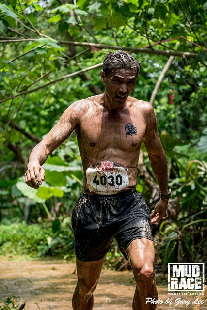 Mud Race 0200