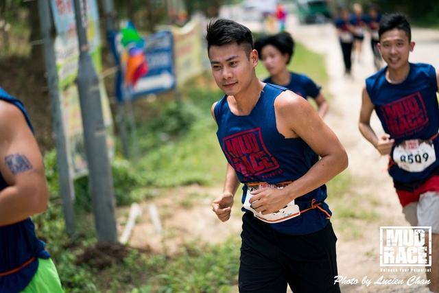 2019-04-28 Mud race-336