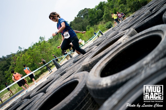 2019-04-28 Mud race-341