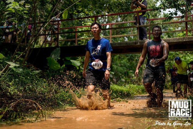 Mud Race 0210