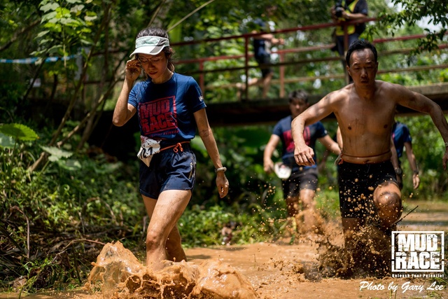 Mud Race 0211