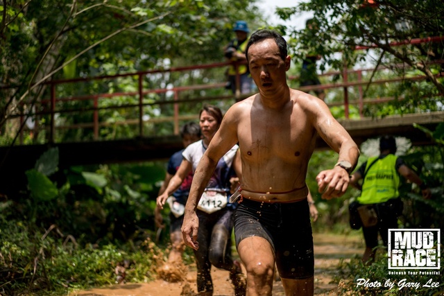 Mud Race 0212