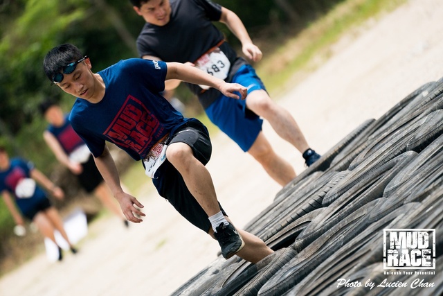 2019-04-28 Mud race-347