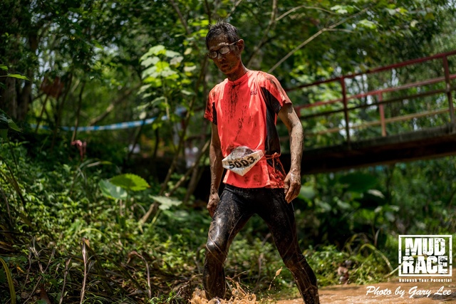 Mud Race 0214