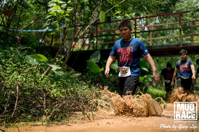 Mud Race 0215