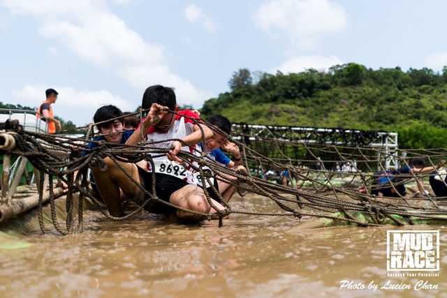 2019-04-28 Mud race-354
