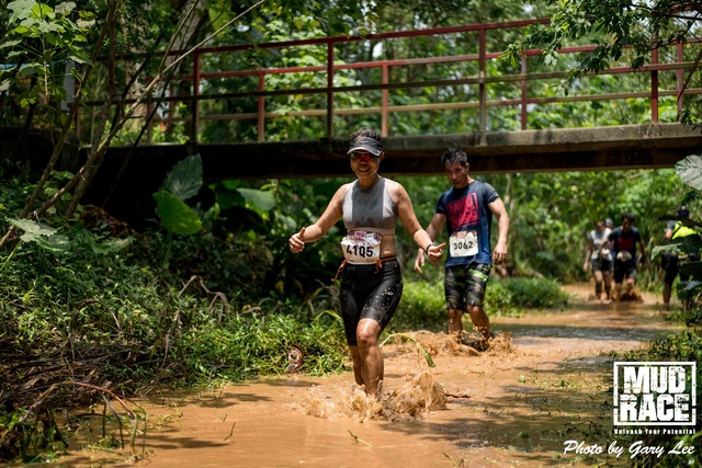 Mud Race 0219