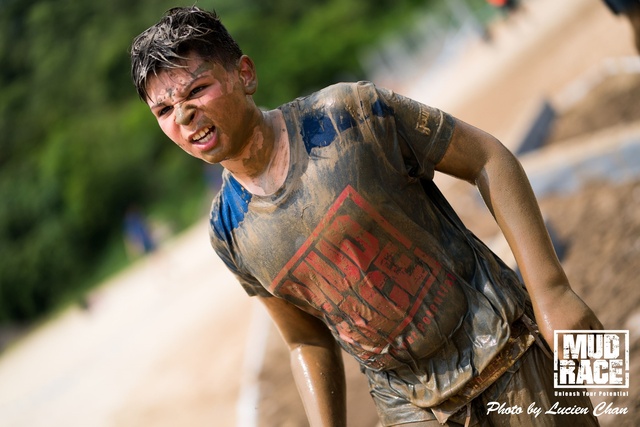 2019-04-28 Mud race-409