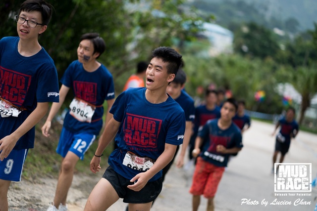 2019-04-28 Mud race-436