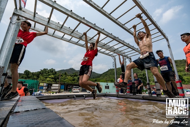 Mud Race 0301