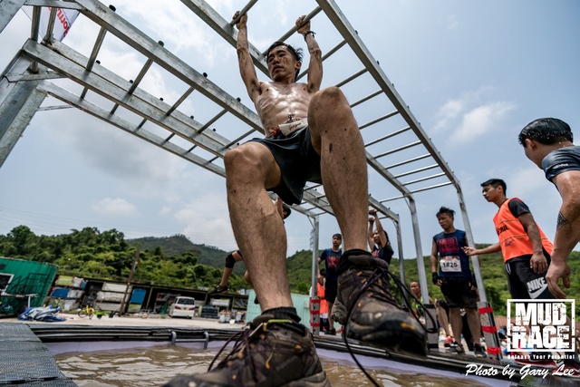 Mud Race 0303