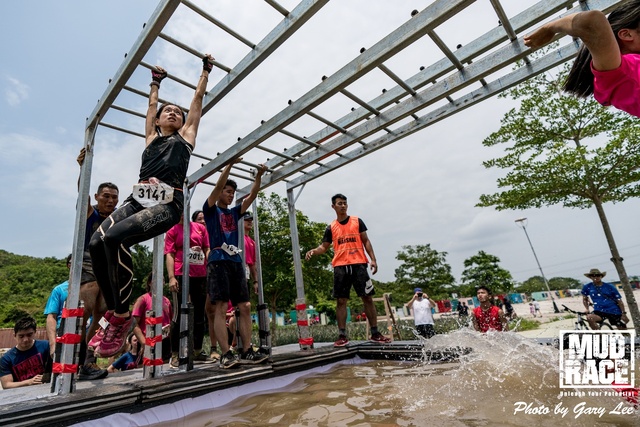Mud Race 0313