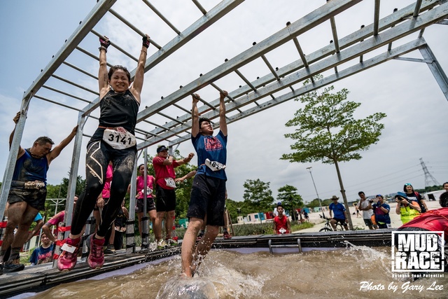 Mud Race 0316