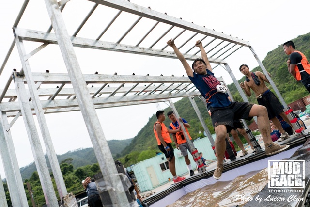 2019-04-28 Mud race-459
