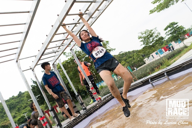 2019-04-28 Mud race-475